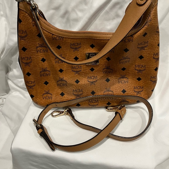 MCM Shoulder/ Crossbody - Picture 3 of 13